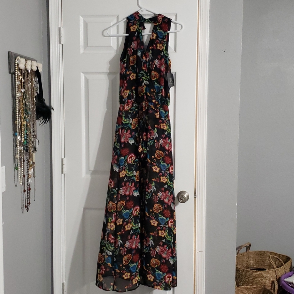 Sexy floral romper with cape